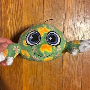 - - Neopet - plushie ..